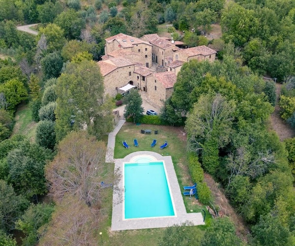 https://arezzoequestriancentre.com/wp-content/uploads/2025/07/borgo-casentino.jpg
